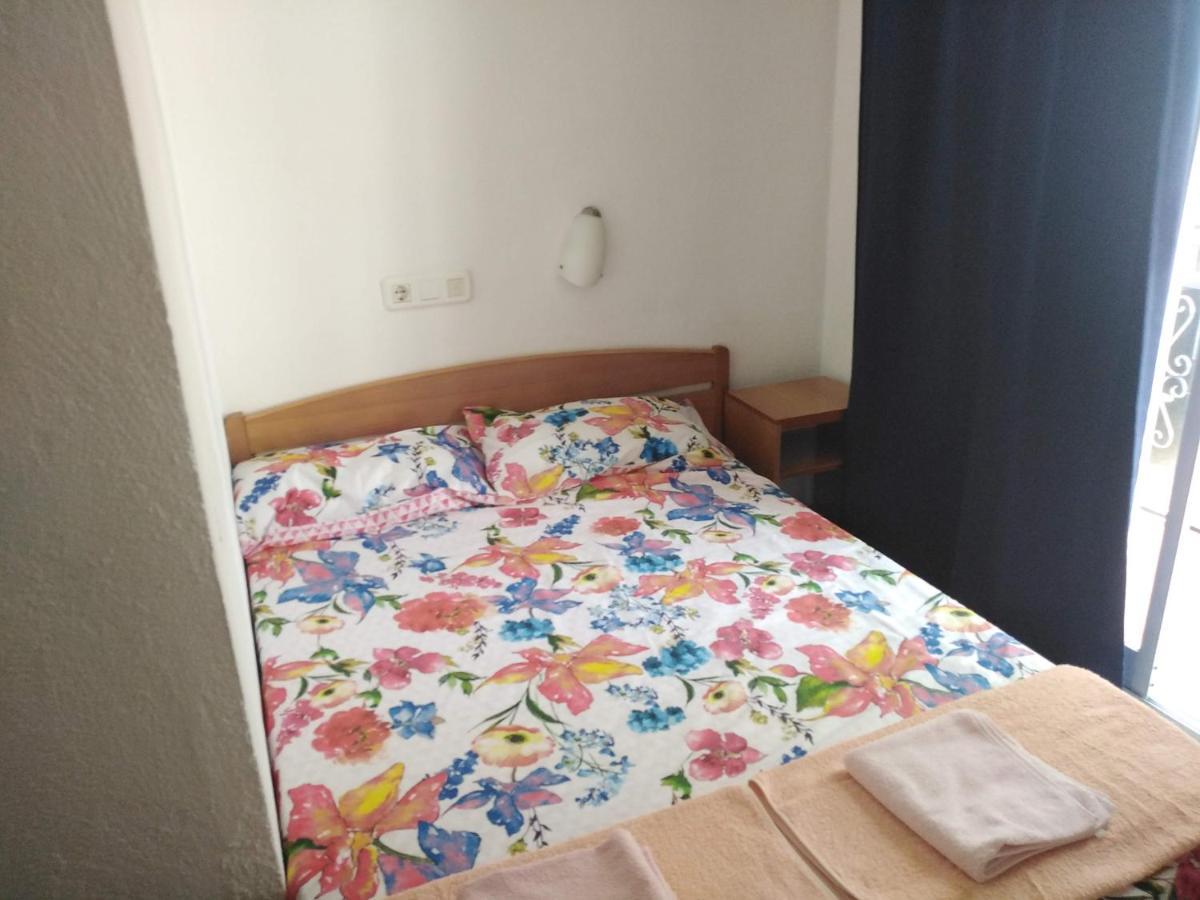 Can Pau Guesthouse Llança Εξωτερικό φωτογραφία